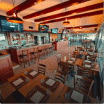 Plat signature du restaurant Avola à Avully, Genève. Élaboré avec des produits locaux et des ingrédients frais, il reflète la cuisine italienne et traditionnelle du restaurant. Idéal pour un repas gourmand sur place ou à l’emporter, dans un cadre chaleureux et élégant.